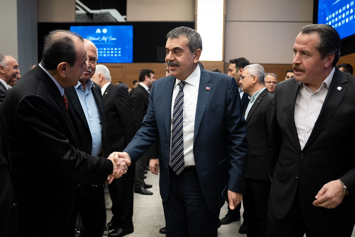 Mehmet Akif İnan Vakfı ile Memur-Sen tarafından, Memur-Sen'in kurucusu, eğitimci, şair ve yazar...