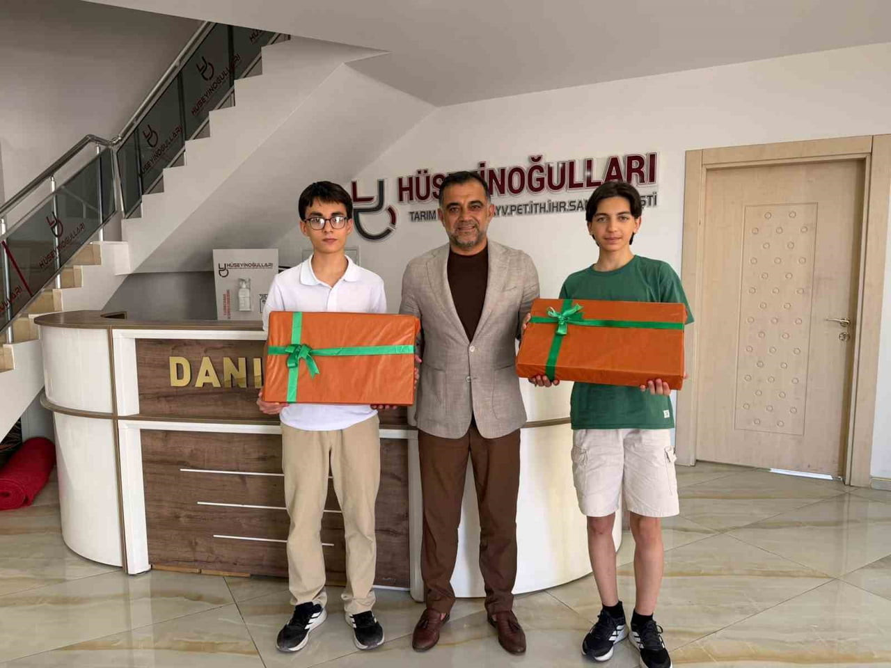 MEHMET EFE ARSLANHAN, MARDİN TİCARET ODASI BAŞKAN ADAYI VEYSİ DUYAN VE UMUT GÜZEL