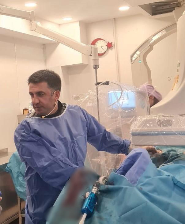 MEMORİAL DİCLE HASTANESİNDE GÖREVLİ KARDİYOLOJİ UZMANI PROF. DR. SERKAN AKDAĞ, ‘’KALP SAĞLIĞININ...