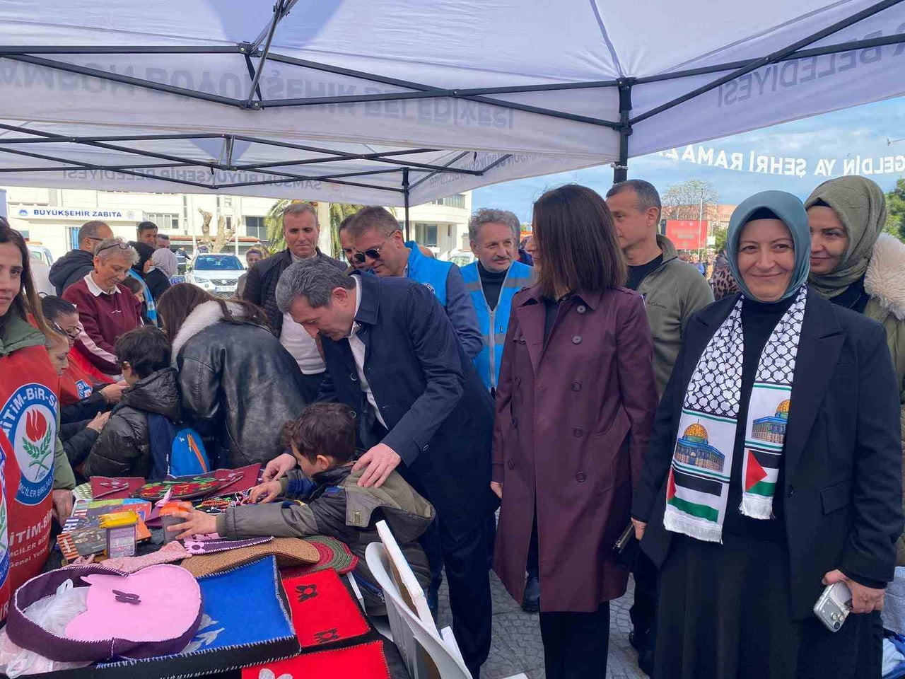 MEMUR-SEN SAMSUN KADIN KOMİSYONU TARAFINDAN CUMHURİYET MEYDANI’NDA DÜZENLENEN ORGANİZASYON...