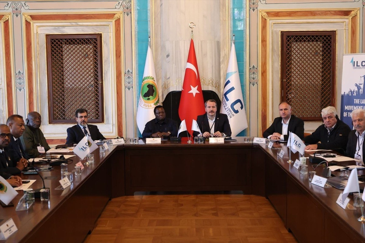 Memur-Sen'in de bileşeni olduğu Uluslararası Emek Örgütü (ILC) ile Afrika Sendikalar Birliği...