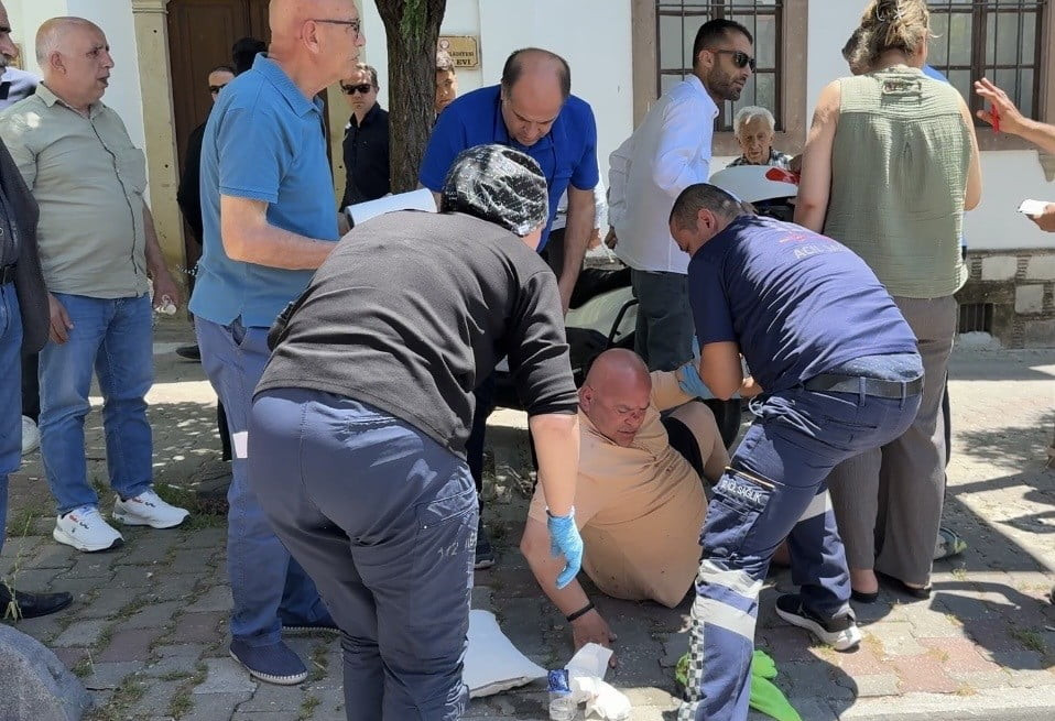 MENTEŞE İLÇESİNDE MEYDANA GELEN TEK TARAFLI MOTOSİKLET KAZASINDA BİR KİŞİ YARALANDI.