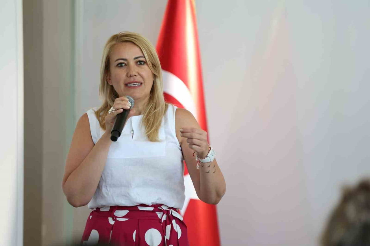 MERKEZEFENDİ BELEDİYE BAŞKANI ŞENİZ DOĞAN