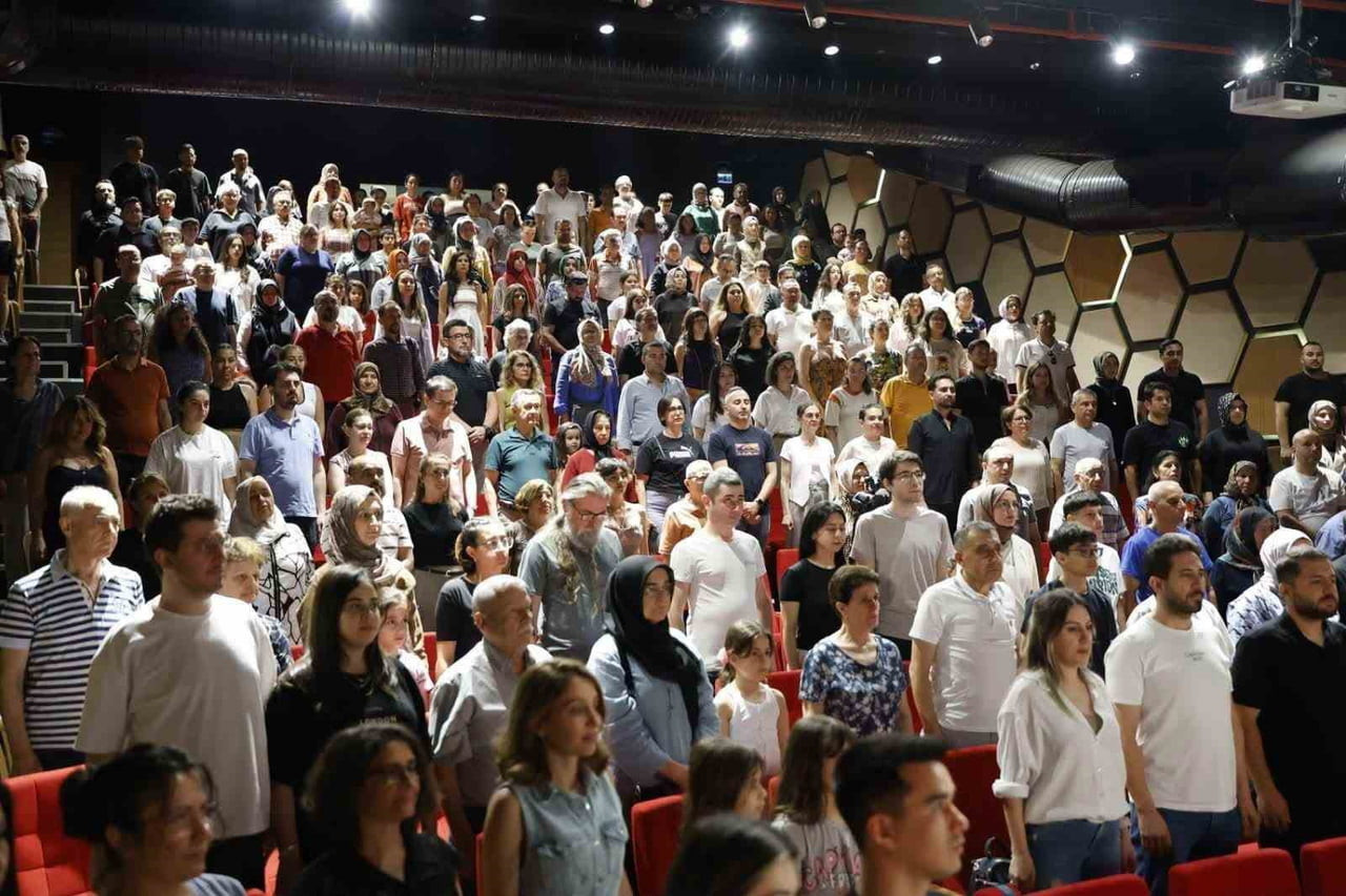 MERKEZEFENDİ BELEDİYESİ KENT TİYATROSU YARATICI DRAMA KURSU’NUN YIL SONU GÖSTERİSİ...