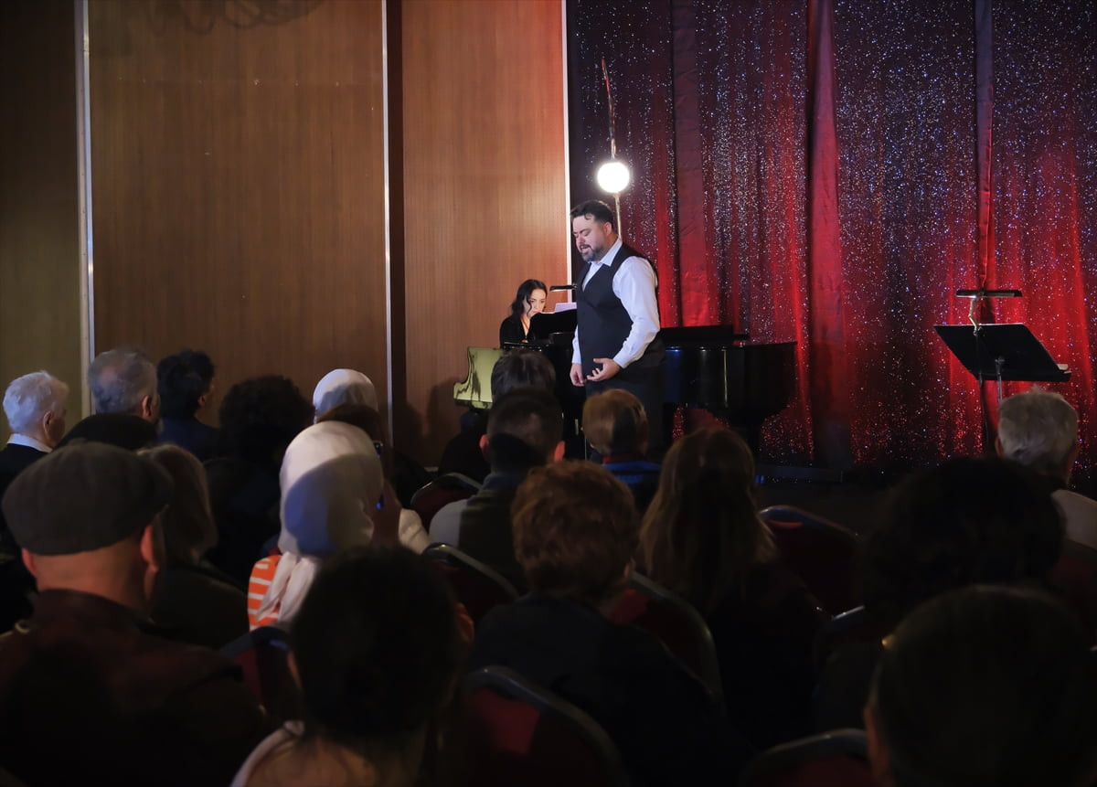 Mersin Devlet Opera ve Balesi (MDOB), "Azerbaycan Gecesi" konserini sanatseverlerle buluşturdu....