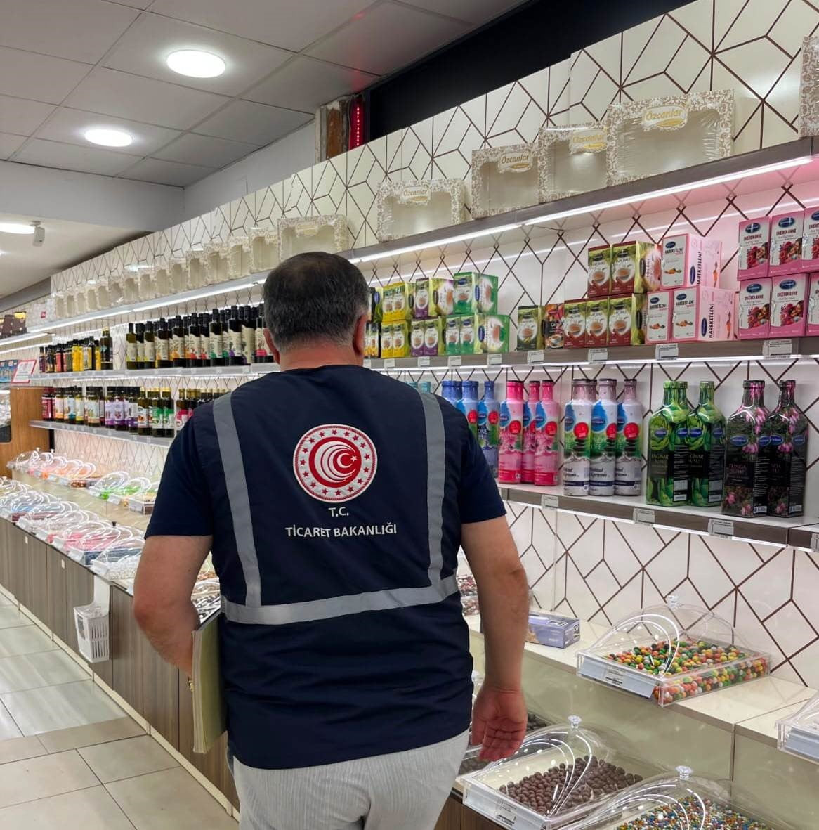 MERSİN TİCARET İL MÜDÜRLÜĞÜ EKİPLERİ TARAFINDAN HAZİRAN AYINDA GERÇEKLEŞTİRİLEN DENETİMLERDE BİN...