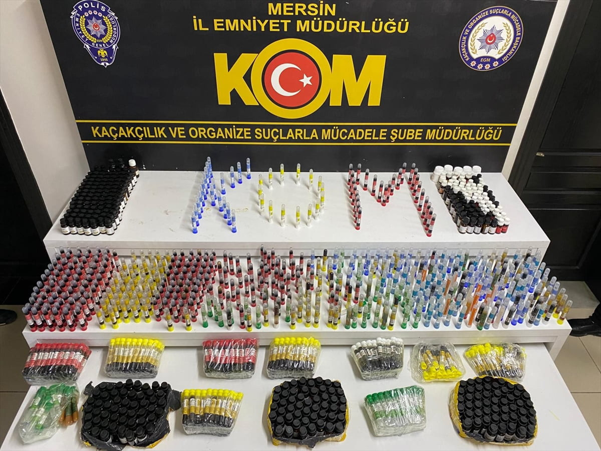 Mersin'de 7 bin 905 litre etil alkol ve 55 litre sahte içki ele geçirildi, gözaltına alınan...