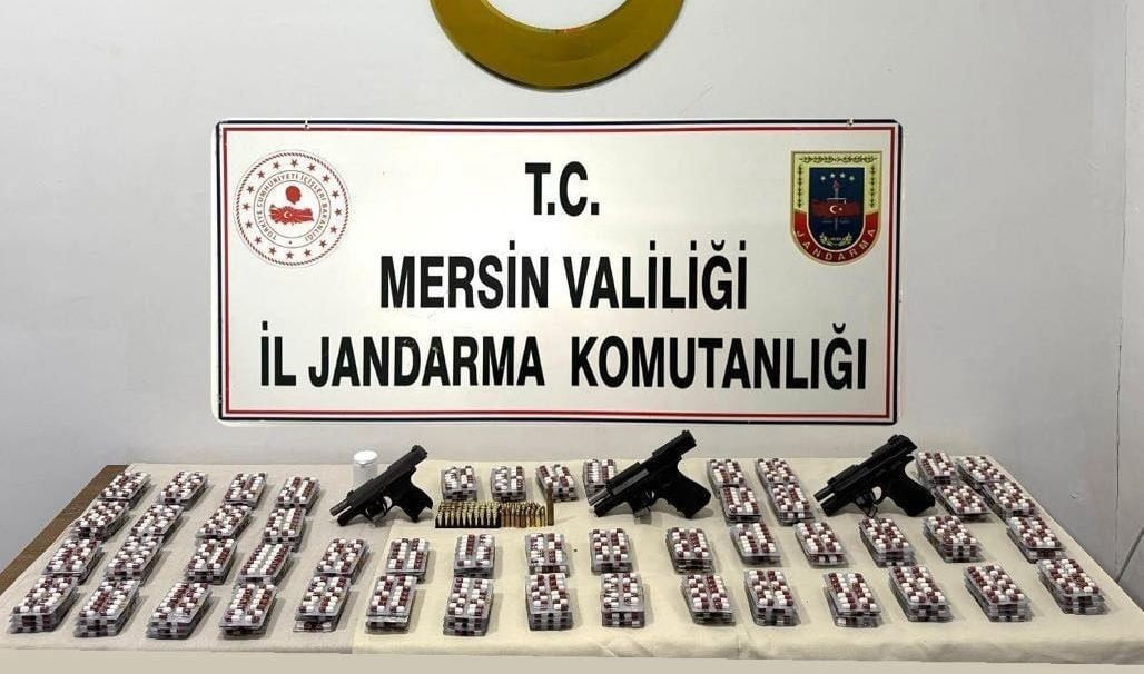 MERSİN'DE, JANDARMA EKİPLERİNCE UYUŞTURUCU MADDE TİCARETİNE YÖNELİK YÜRÜTÜLEN ÇALIŞMADA BİNLERCE...