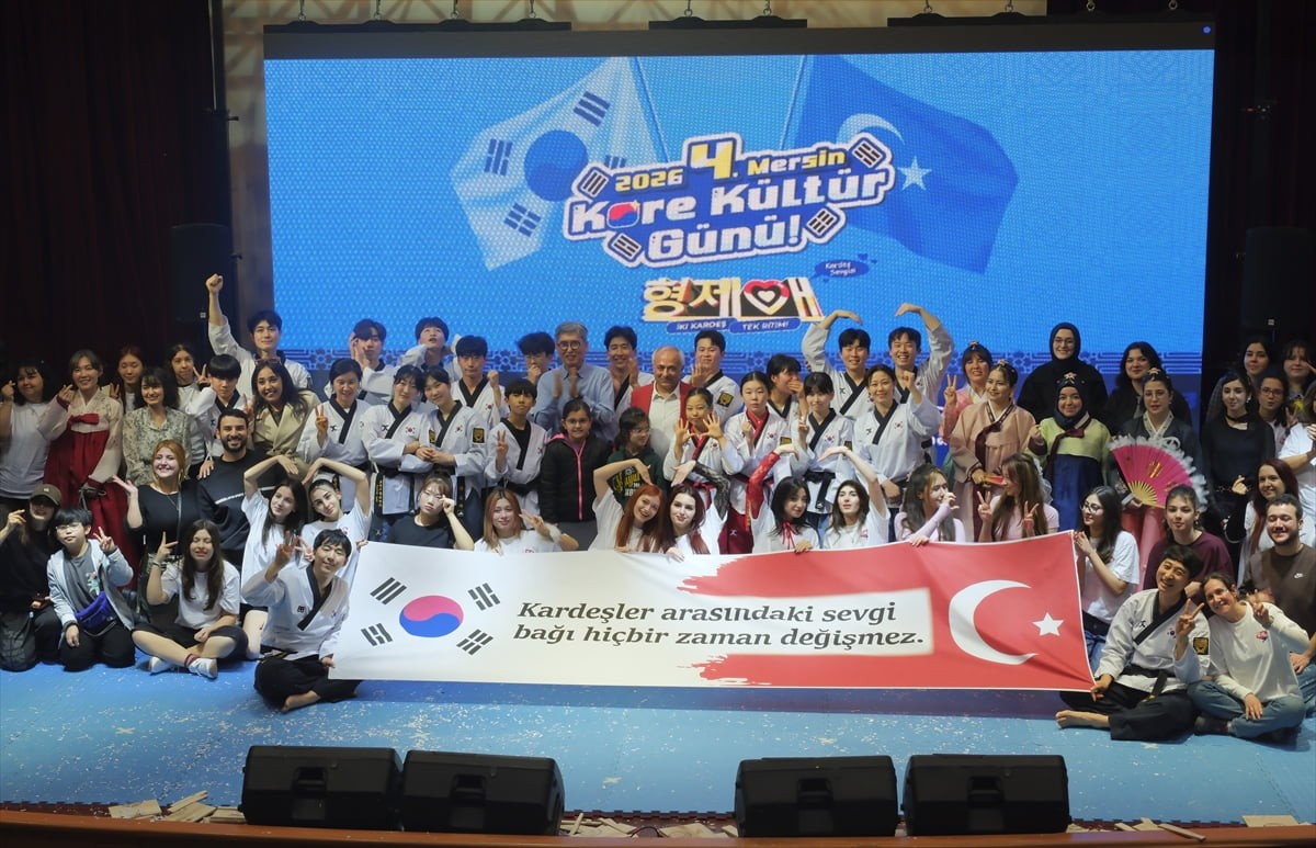 Mersin'de "İki kardeş, tek ritim" sloganıyla "4. Mersin Kore Kültür Günü" etkinliği düzenlendi....