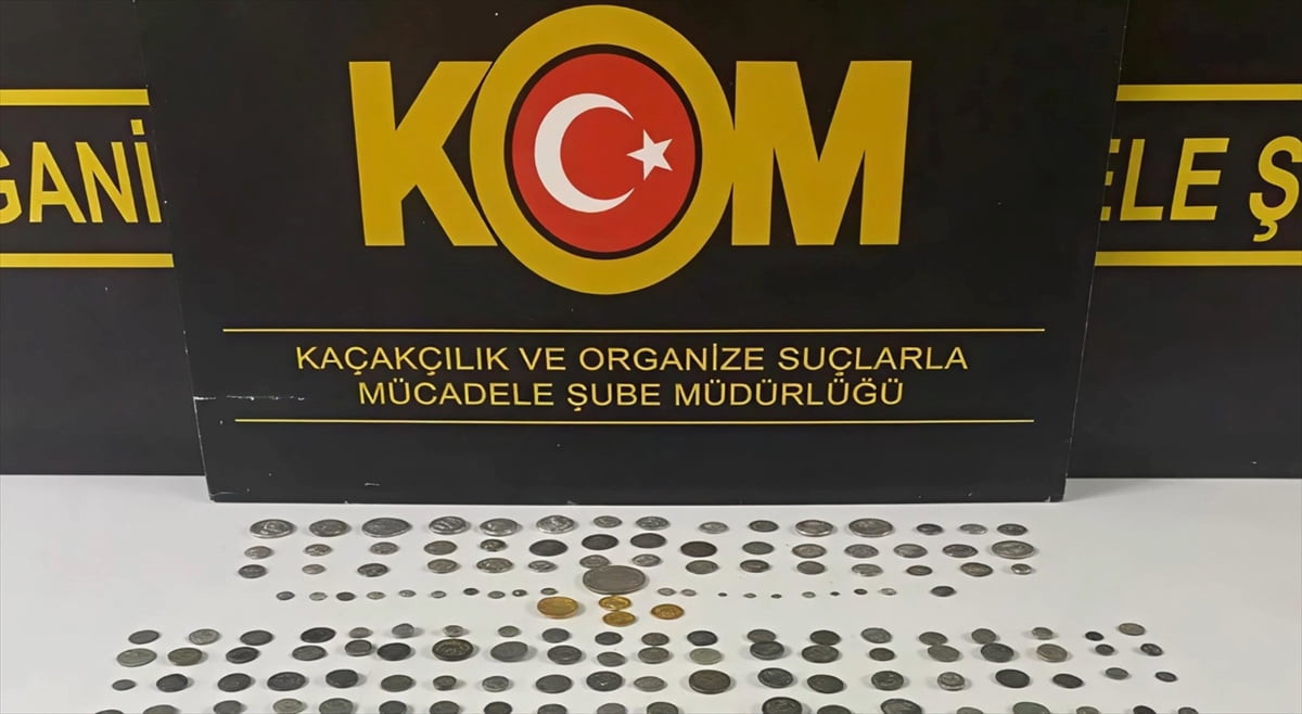 Mersin'de tarihi eser niteliği taşıdığı değerlendirilen 5 bin 516 obje, figür ve sikke ele...