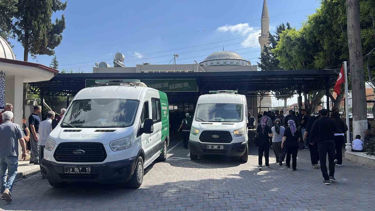 MERSİN'İN TARSUS VE ÇAMLIYAYLA İLÇELERİNDE BUGÜN SABAH YAKALANACAĞINI ANLAYINCA İNTİHAR EDEN...