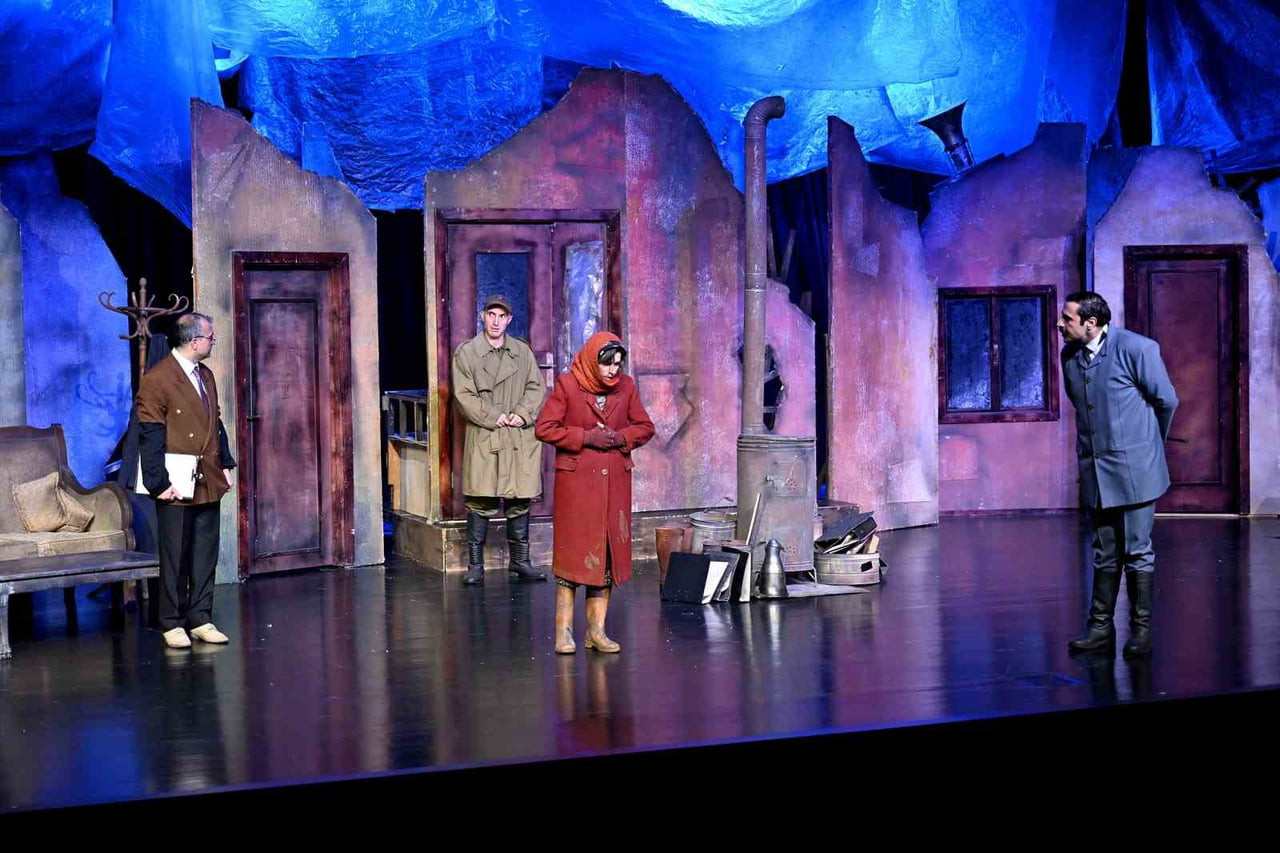 MERSİN’DE ‘27 MART DÜNYA TİYATRO GÜNÜ’ KAPSAMINDA DÜZENLENEN '5 GÜN 5 OYUN' SEÇKİSİYLE FARKLI...