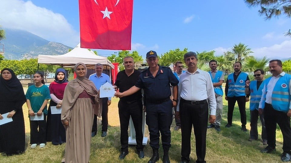 MERSİN’İN ANAMUR İLÇESİNDE, DİYANET İŞLERİ BAŞKANLIĞI TARAFINDAN DÜZENLENEN UMRE ÖDÜLLÜ GENÇLİK...