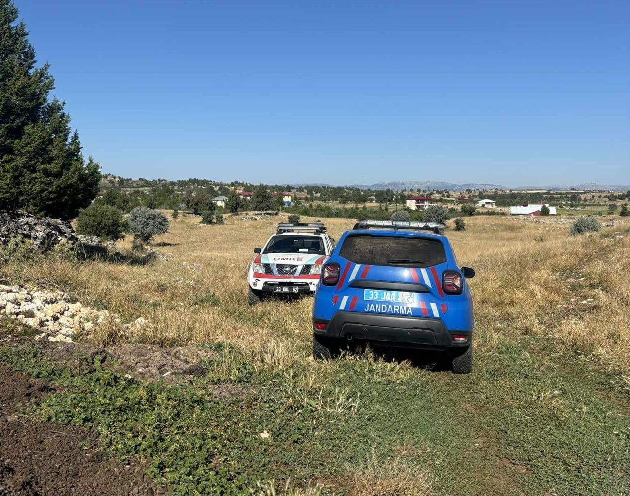 MERSİN’İN BOZYAZI İLÇESİNDE İKİ GÜNDÜR HABER ALINAMAYAN 44 YAŞINDAKİ ÜMMÜ PANCAR’I BULMAK İÇİN...