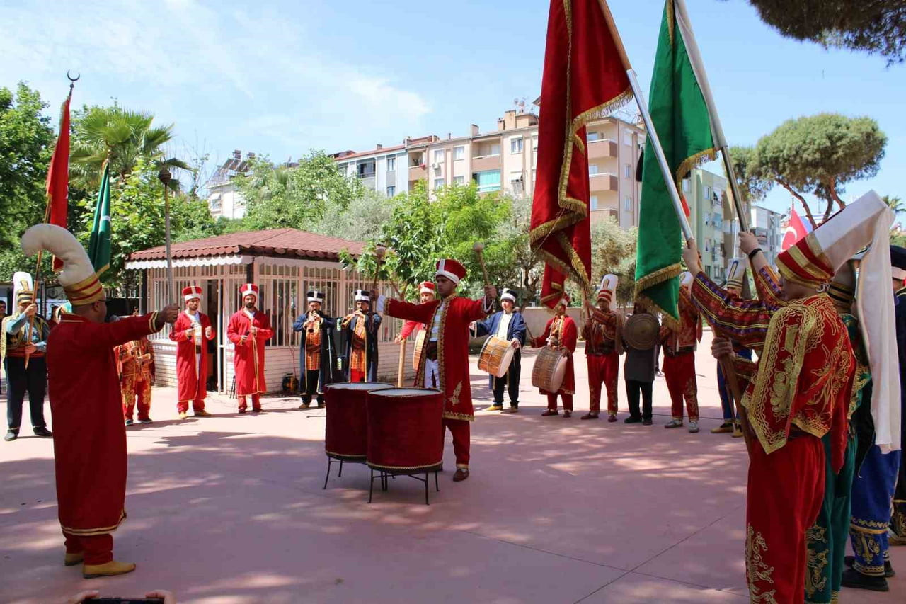 MESLEKİ VE TEKNİK EĞİTİMİN TOPLUMDAKİ FARKINDALIĞINI ARTIRMAK, SEKTÖR-OKUL İŞ BİRLİĞİNİN ÖNEMİNE...