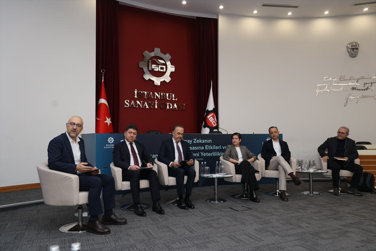 Mesleki Yeterlilik Kurumu (MYK) Başkanı Aşkın Tören (sol 2), İstanbul Sanayi Odası ile Kapadokya...