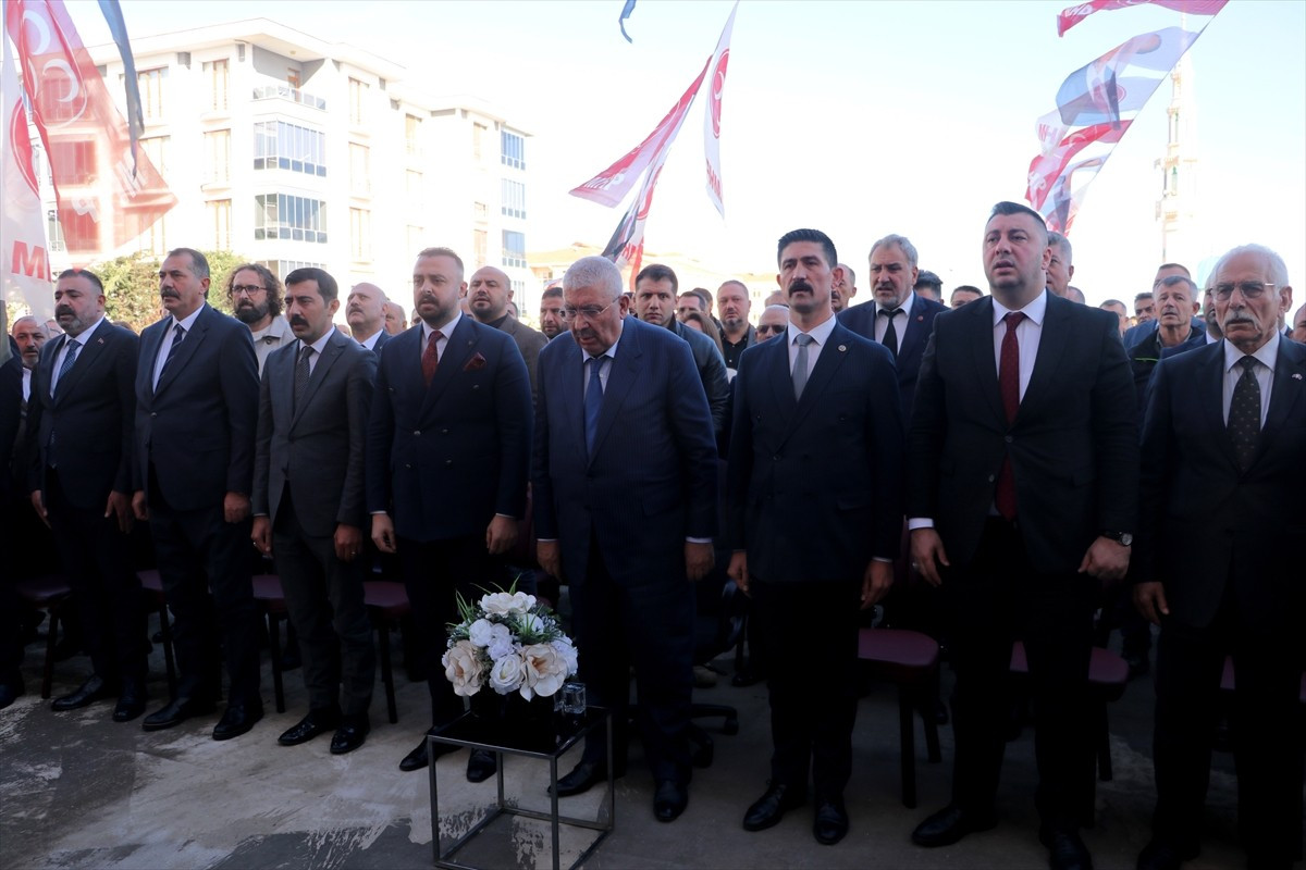 MHP Genel Başkan Yardımcısı Semih Yalçın (sağ 4), Tekirdağ'da MHP İl Başkanlığı binasının açılış...