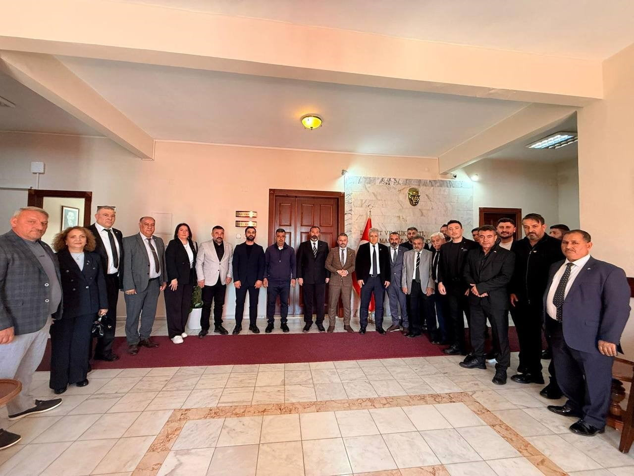 MHP İLÇE BAŞKANI BURAKHAN TAŞDEMİR’DEN KAYMAKAMLIK VE EMNİYETE İLK ZİYARET