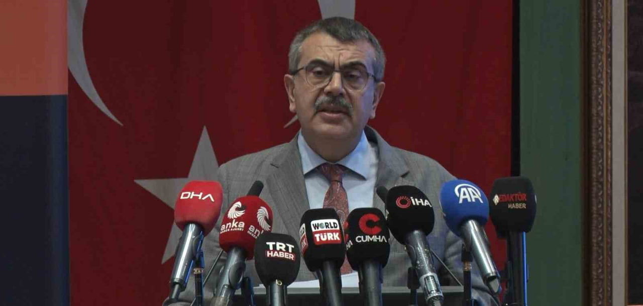 MİLLİ EĞİTİM BAKANI YUSUF TEKİN KONUŞMA YAPTIİ.