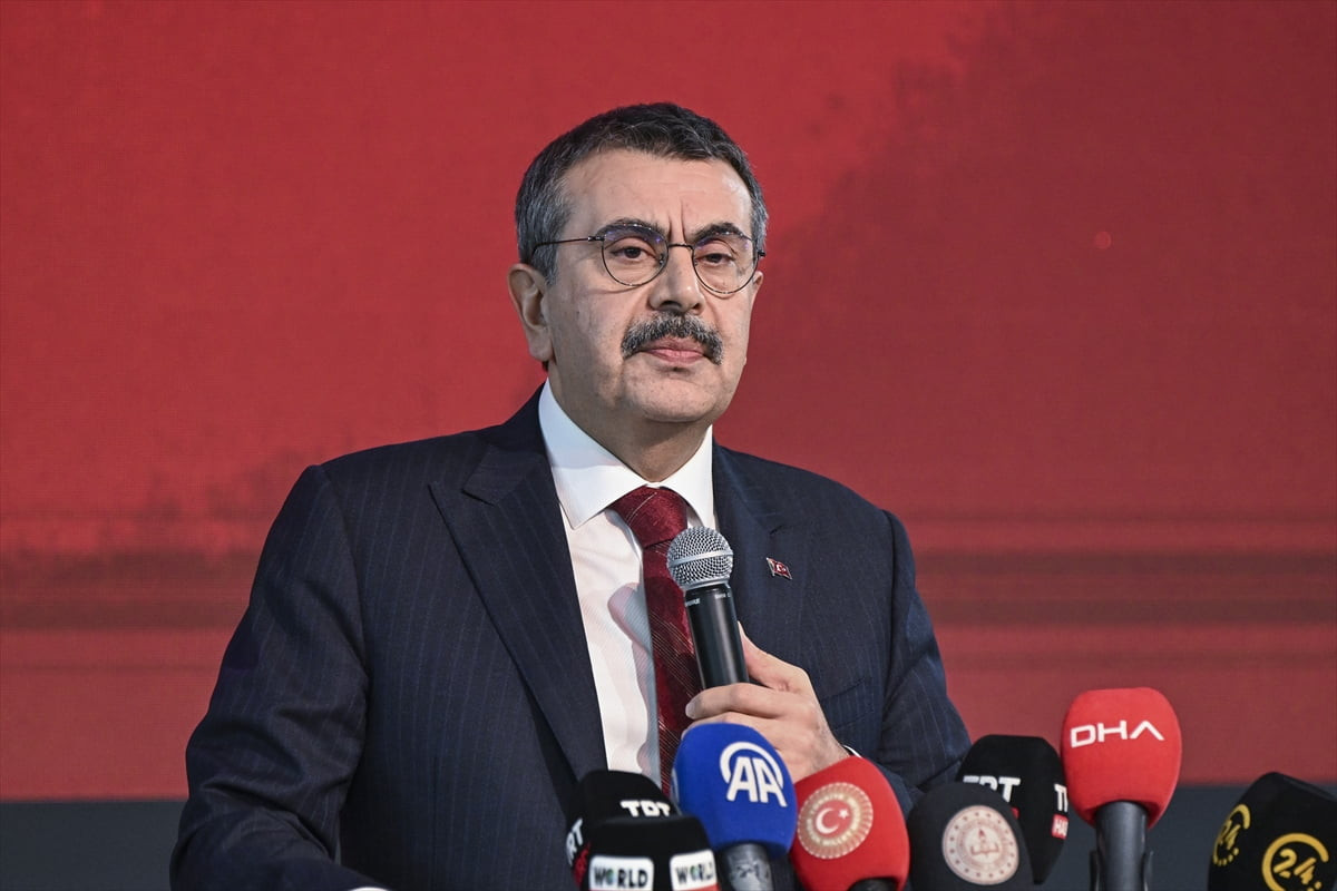 Milli Eğitim Bakanı Yusuf Tekin, ÖNDER İmam Hatipliler Derneğinin Bağcılar Kadir Topbaş Halk...