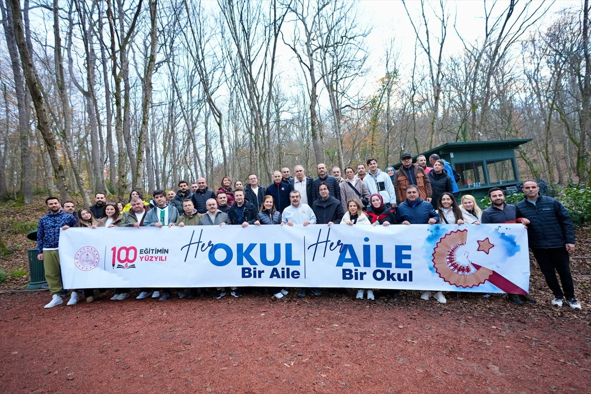 Milli Eğitim Bakanı Yusuf Tekin, "Aile Yılı" etkinlikleri kapsamında Belgrad Ormanı'nda...