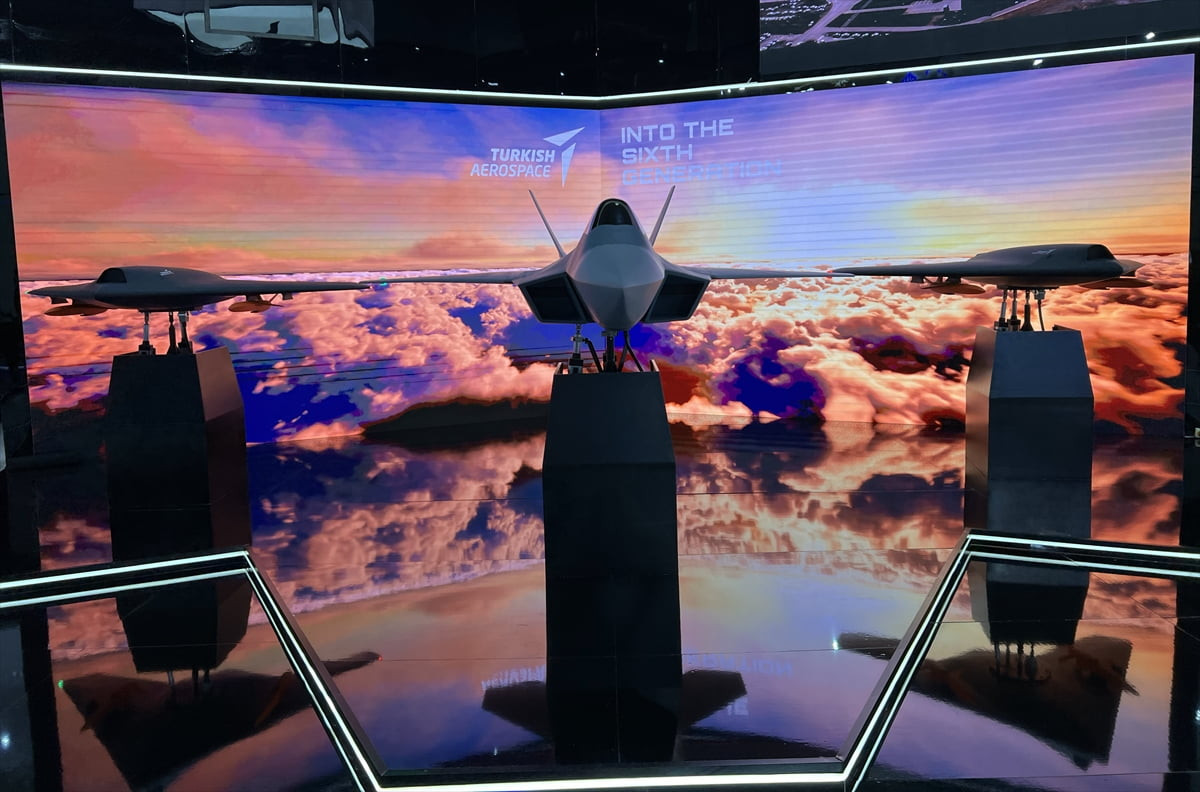 Milli Muharip Uçak KAAN, dünyanın en önemli savunma sanayi etkinliklerinden Suudi Arabistan’daki...