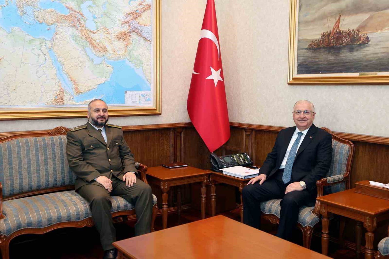 MİLLİ SAVUNMA BAKANI YAŞAR GÜLER, SURİYE SAVUNMA BAKANI MURHAF EBU KASRA İLE BİR ARAYA...