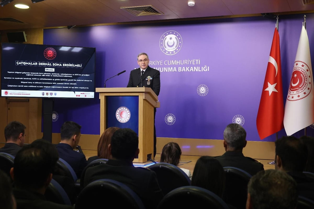 Milli Savunma Bakanlığı (MSB) Basın ve Halkla İlişkiler Müşaviri ve Bakanlık Sözcüsü Tuğamiral...