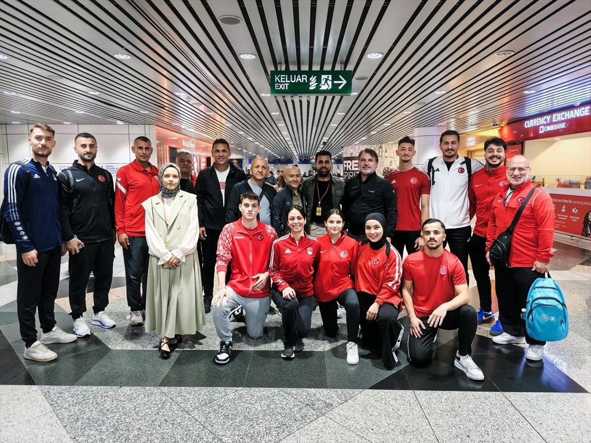 Milli sporcular, Malezya'da başlayacak Karate 1 Seri A müsabakalarında madalya mücadelesi verecek....