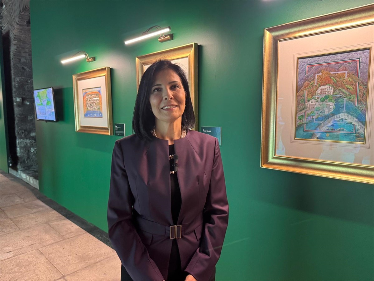 Minyatür sanatçısı Gülçin Anmaç'ın, Kuveyt Türk'ün katkılarıyla hazırladığı "Rumeli'de Osmanlı...