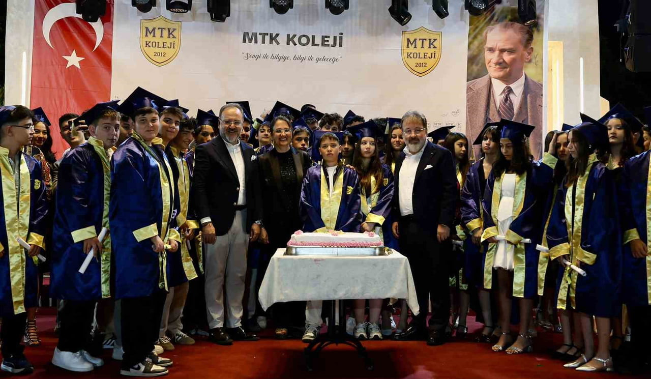 MTK KOLEJİ YÖNETİM KURULU BAŞKANI, ALİ ÖZDEN GÜRBÜZ, 2025-2026 EĞİTİM ÖĞRETİM YILI MEZUNİYET...