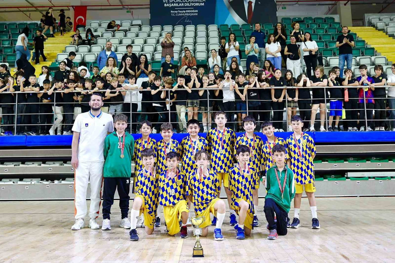 MTK KOLEJİ’NDE SPOR VE SANATA YAPILAN YATIRIMLAR BAŞARIYLA TAÇLANIYOR