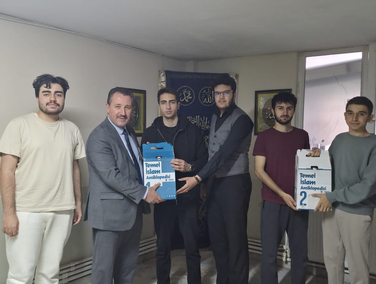 MÜFTÜ DİLEK, KYK ÖĞRENCİLERİYLE BİR ARAYA GELDİ