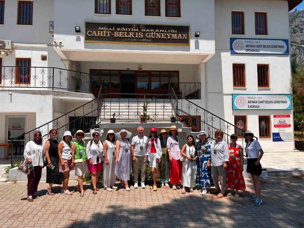 MUĞLA, KAZAKİSTANLI ÖĞRETMENLERİ AĞIRLIYOR: EĞİTİM VE KÜLTÜR KÖPRÜLERİ KURULUYOR