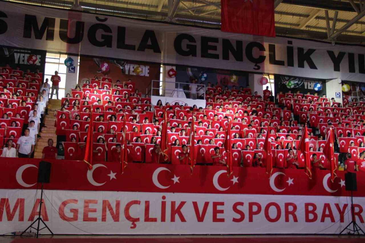 MUĞLA'DA 19 MAYIS COŞKUSU