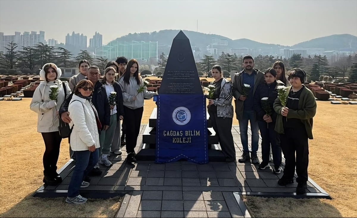 Muğla'daki Çağdaş Bilim Koleji öğrencileri, Güney Kore'nin Busan kentindeki Birleşmiş Milletler...