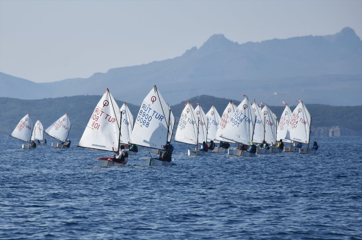 Muğla'nın Bodrum ilçesinde bu yıl beşincisi düzenlenen BODTO Mandalin Kupası Yelken Yarışları...