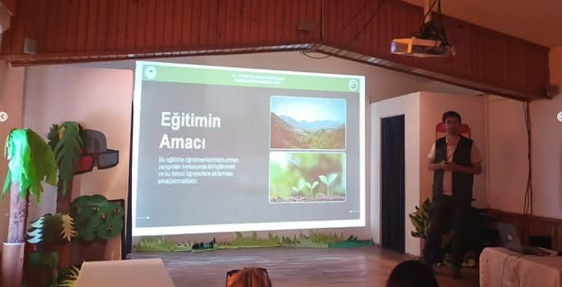 MUĞLA'NIN DATÇA İLÇESİNDE ÖĞRETMENLERE YÖNELİK VERİLEN EĞİTİMDE, YANGINLARIN ÖNLENMESİ VE DOĞRU...