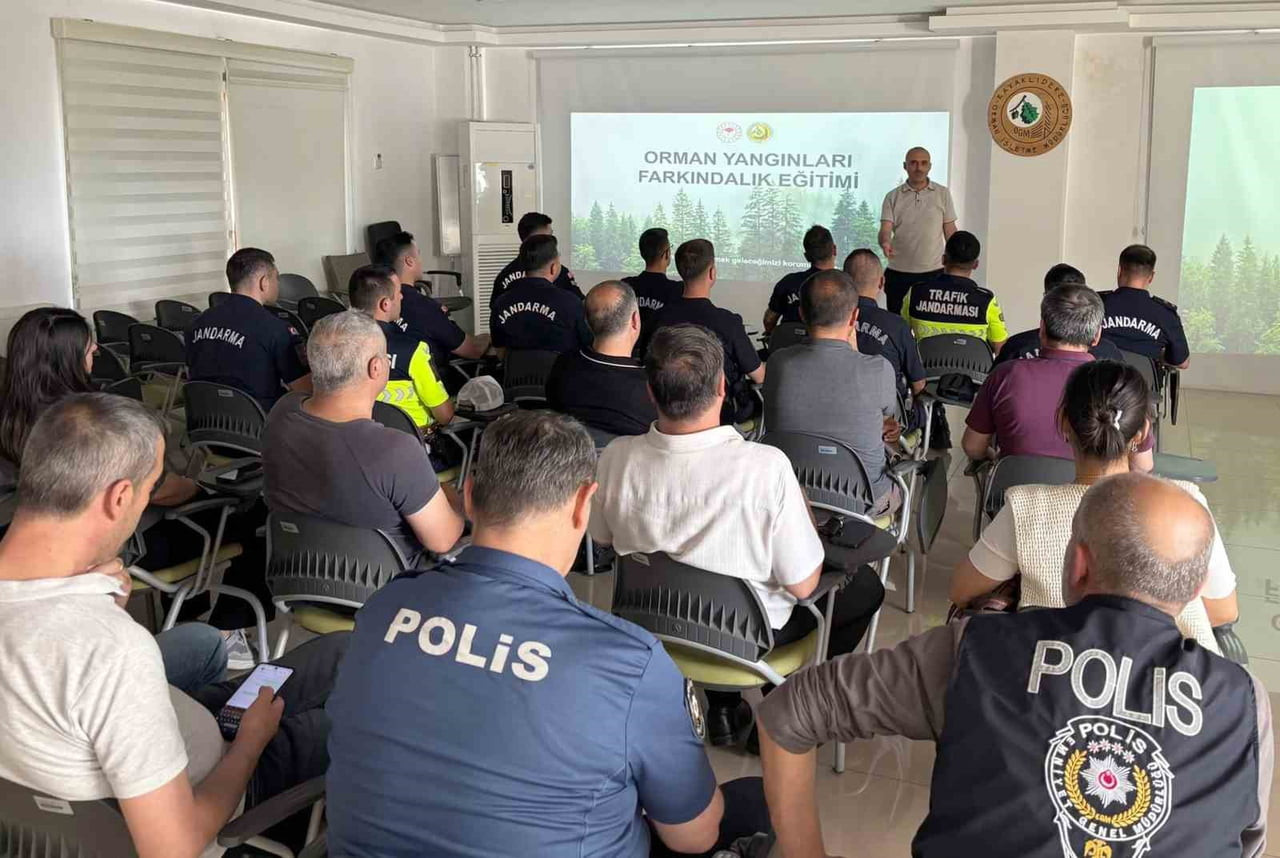 MUĞLA'NIN KAVAKLIDERE İLÇESİNDE, ORMAN YANGINLARIYLA MÜCADELEDE TOPLUMSAL FARKINDALIĞIN...