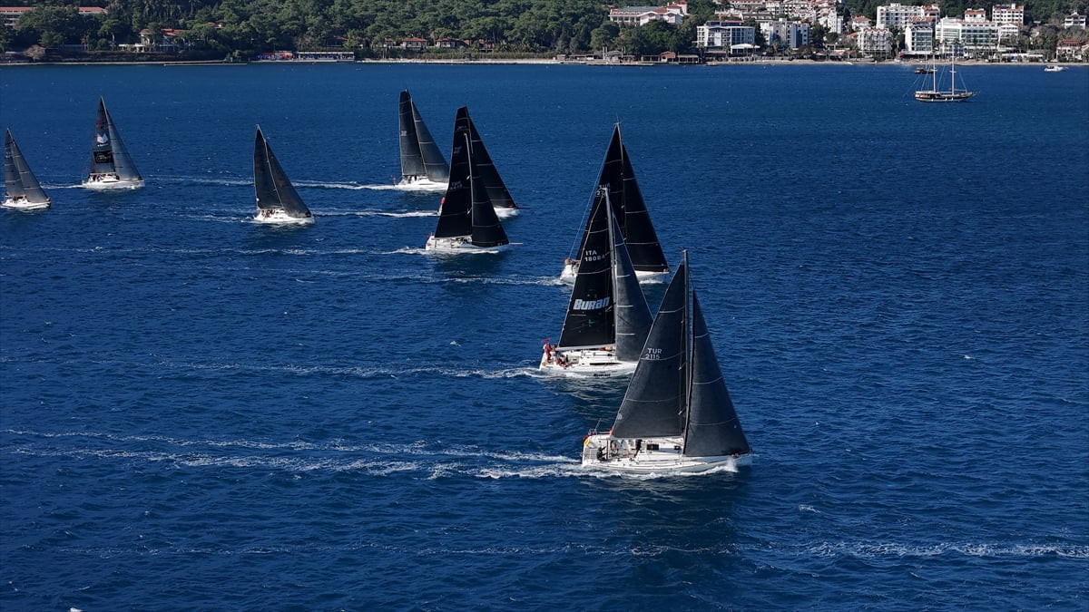 Muğla'nın Marmaris ilçesinde bu yıl 17'ncisi gerçekleştirilen Marmaris MIYC Kış Trofesi Yat...
