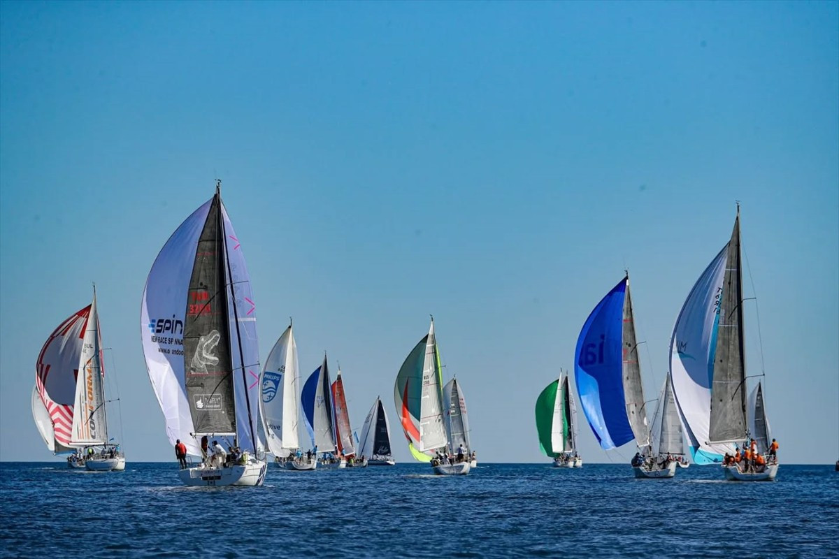 Muğla'nın Marmaris ilçesinde düzenlenen 36. Uluslararası Marmaris Yarış Haftası'nın dördüncü...