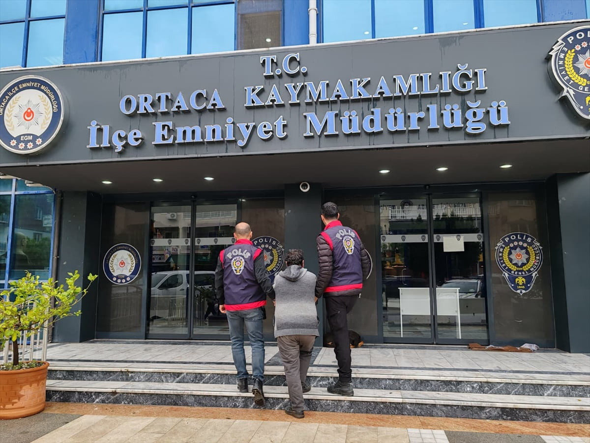 Muğla'nın Ortaca ilçesinde hakkında 16 yıl 8 ay kesinleşmiş hapis cezası bulunan firari hükümlü...