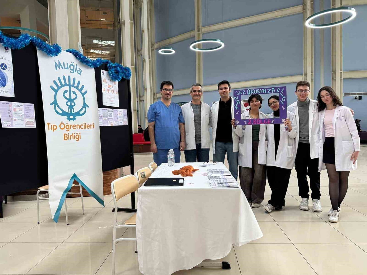 MUĞLA’DA "KANSER OKURYAZARLIĞI" SEFERBERLİĞİ GENÇ TIBBİYELERDEN ÖNEMLİ ADIM