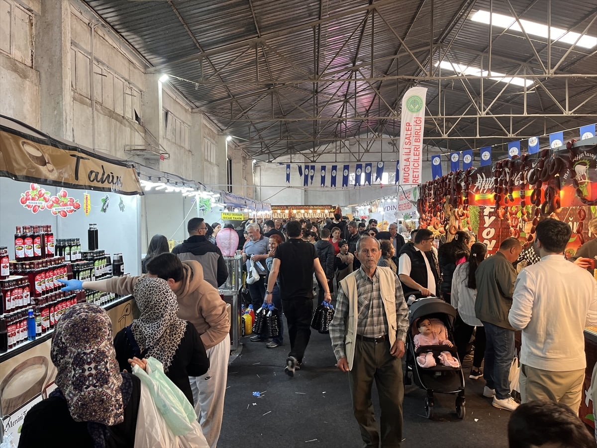 Muğla’nın Milas ilçesinde 208 firmanın katılımıyla Hacı Apti Mahallesi'ndeki TARİŞ Pamuk...