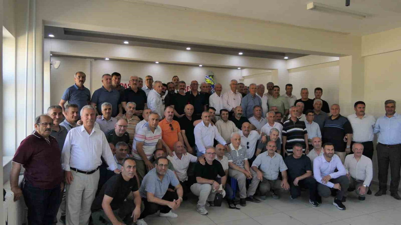 MURADİYE ALPASLAN ÖĞRETMEN LİSESİ MEZUNLARI HER YIL OLDUĞU GİBİ BU YIL DA GELENEKSEL OLARAK BİR...