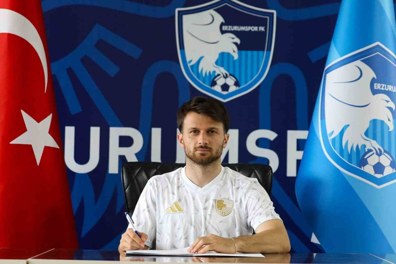 MURAT CEM AKPINAR