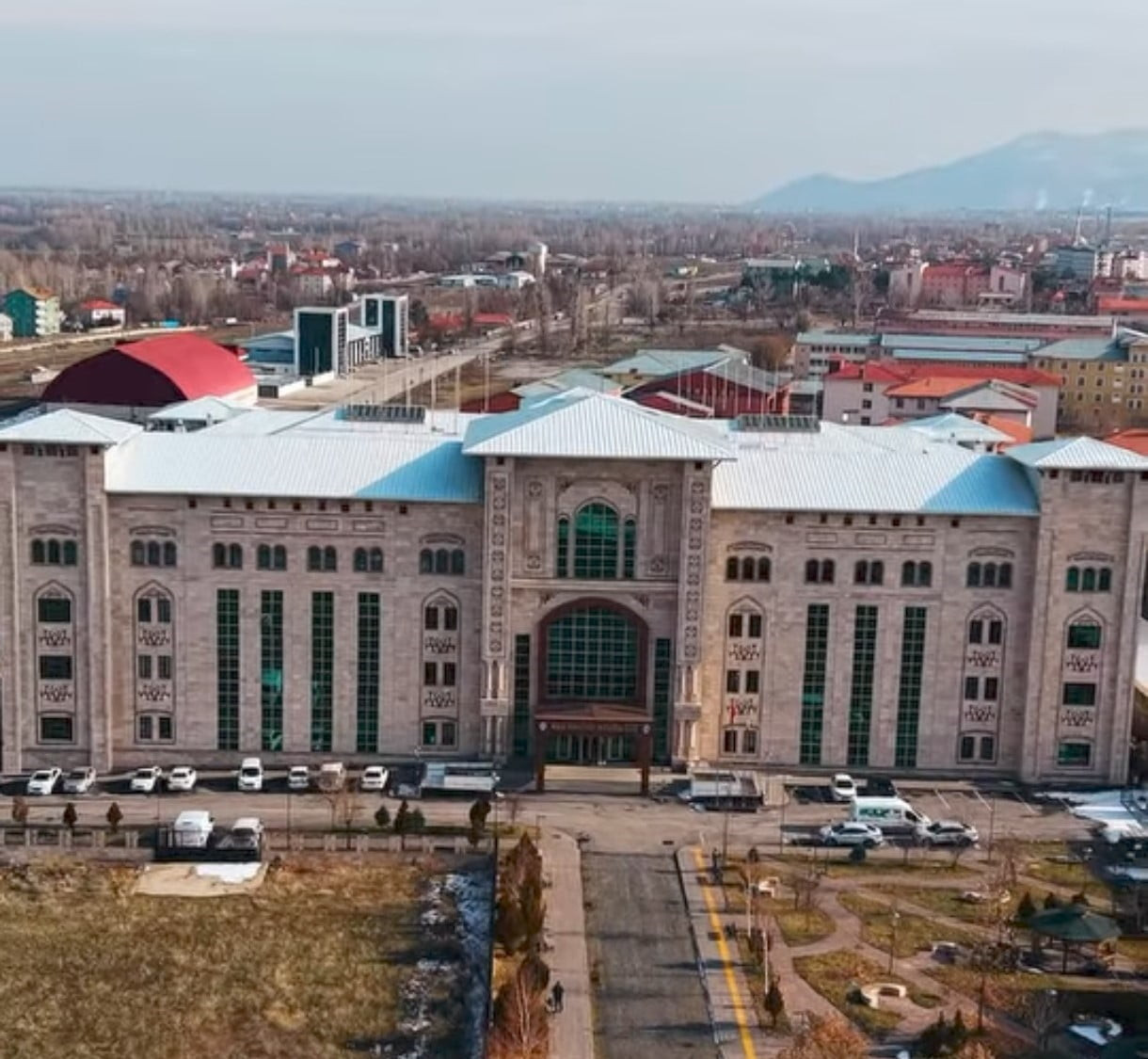 MUŞ İL EMNİYET MÜDÜRLÜĞÜ EKİPLERİNCE YÜRÜTÜLEN ÇALIŞMALARDA, HAKLARINDA KESİNLEŞMİŞ HAPİS CEZASI...