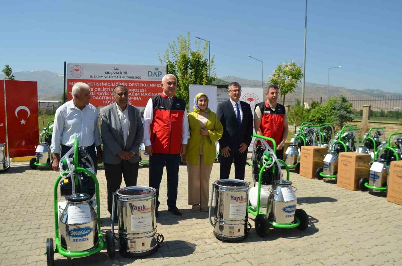 MUŞ'TA, DAP BÖLGE KALKINMA İDARESİ BAŞKANLIĞI'NIN DESTEĞİYLE YÜRÜTÜLEN "MANDA YETİŞTİRİCİLİĞİNİN...