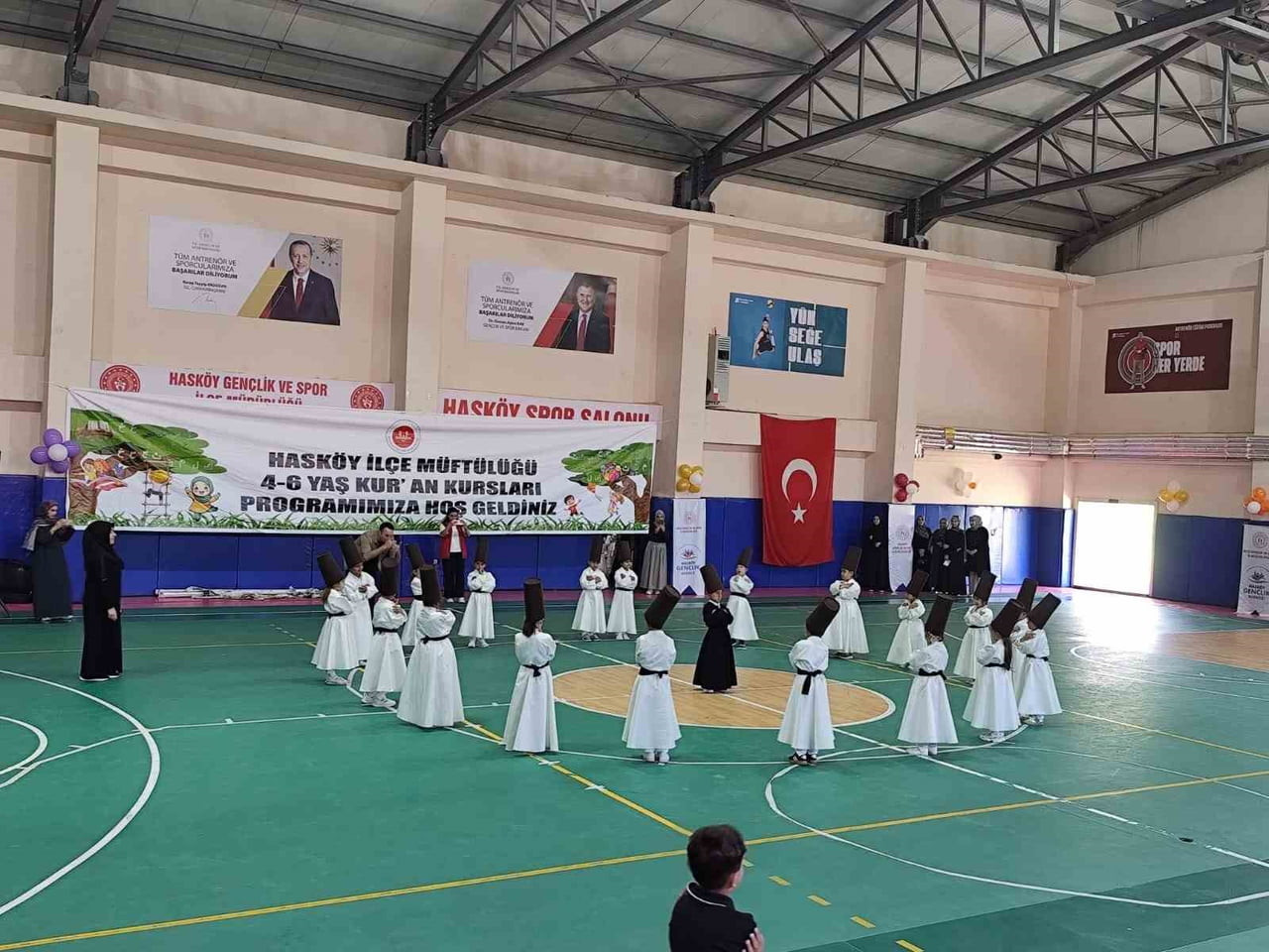 MUŞ'UN HASKÖY İLÇESİNDE İLÇE MÜFTÜLÜĞÜ TARAFINDAN DÜZENLENEN 4-6 YAŞ KUR'AN KURSLARI YIL SONU...