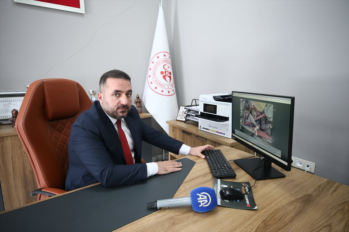 Muş'un Korkut Gençlik ve Spor İlçe Müdürü Cihat Duygu, Anadolu Ajansının (AA) gözünden 2025'e...